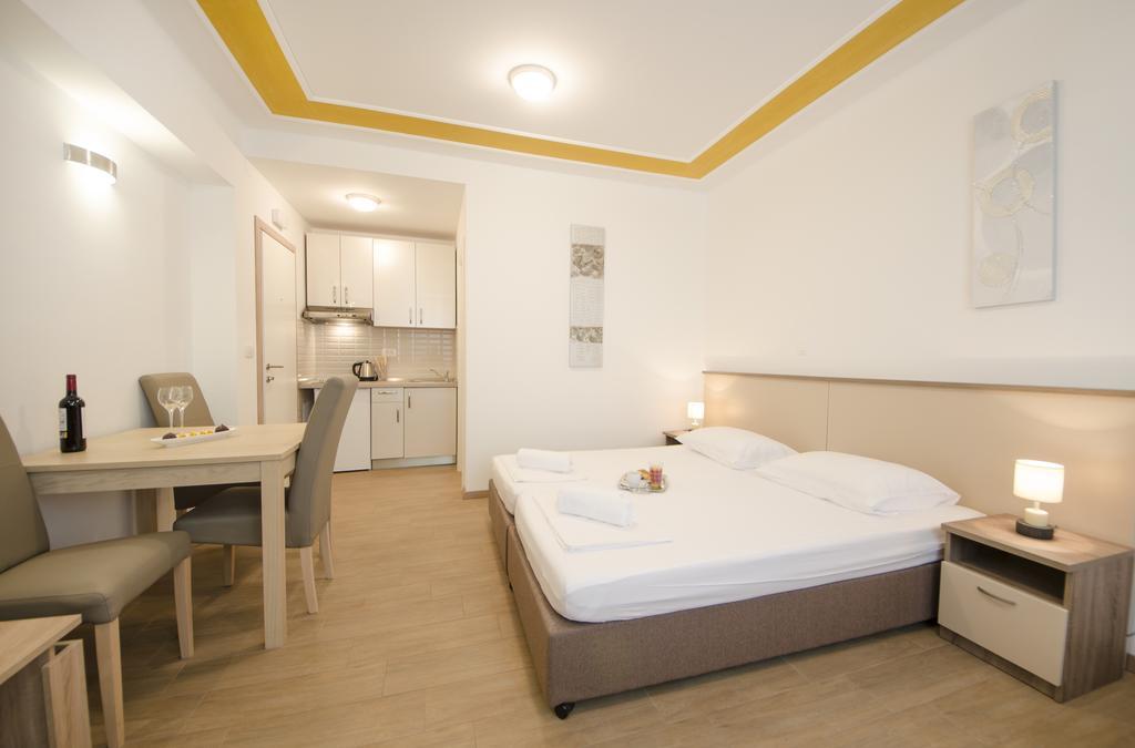 Guest House Mia Сплит Экстерьер фото